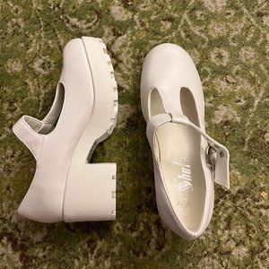 White platform sturdy heels
